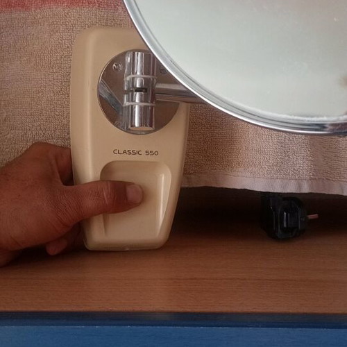 Magnifying wall mirror for bathroom new