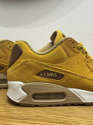 Nike Air Max sneakers, size 38, lightly used
