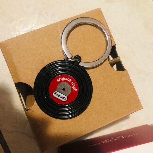 Metal vinyl record keychain new