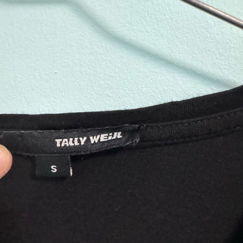 Crop Top Tally Weijl used with fringes and elephant print black, size S