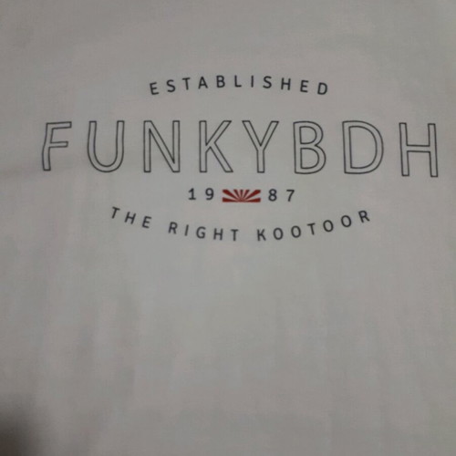 Funky Buddha T-shirt size L white like new