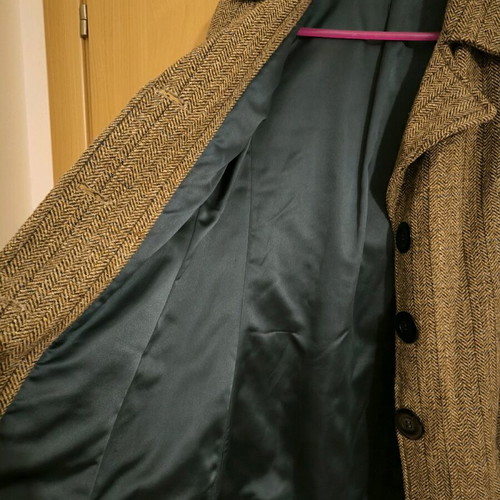 Toi&Moi coat beige brown with gold thread like new
