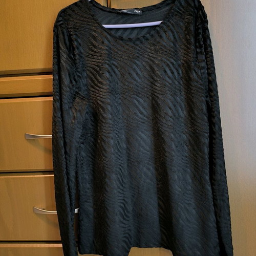 Zara velvet blouse small black like new