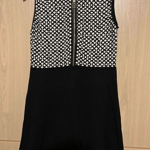 Zara winter dress with black and white -  12,00 - Vendora.cy