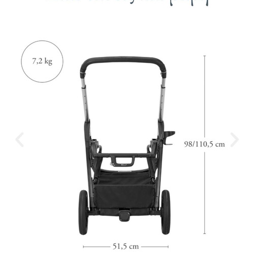 Inglesina Aptica stroller used with footmuff and rain cover