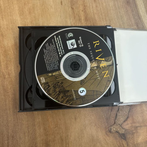 Riven The Sequel to Myst PC CD-ROM used, 5 discs complete