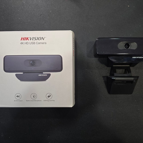 Hikvision 4K USB Webcam DS-U18 like new with box