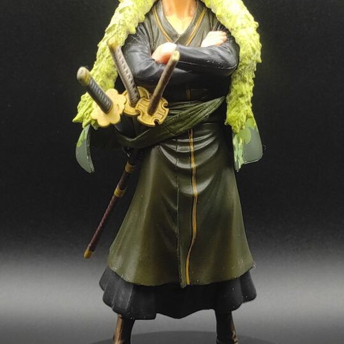 One Piece Roronoa Zoro figure like new