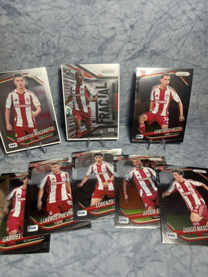 Σετ 8 κάρτες Olympiacos FC Panini Prizm FIFA 2025-26
