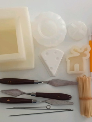 Silicone mold set and new tabletop magnifying glass