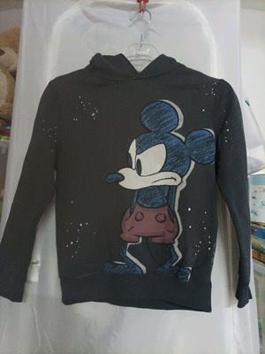 Zara hoodie sweatshirt like new, gray with Mickey design
