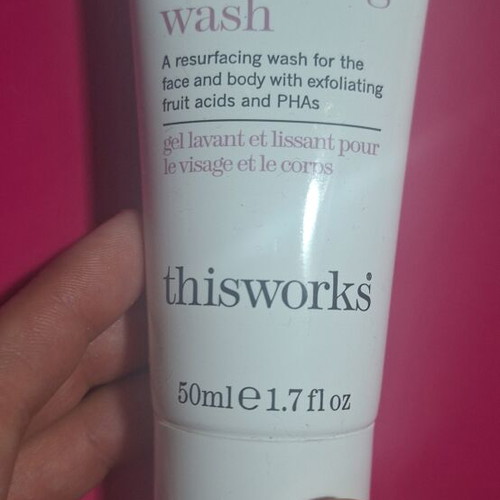 Thisworks Perfect Body Smoothing Wash new