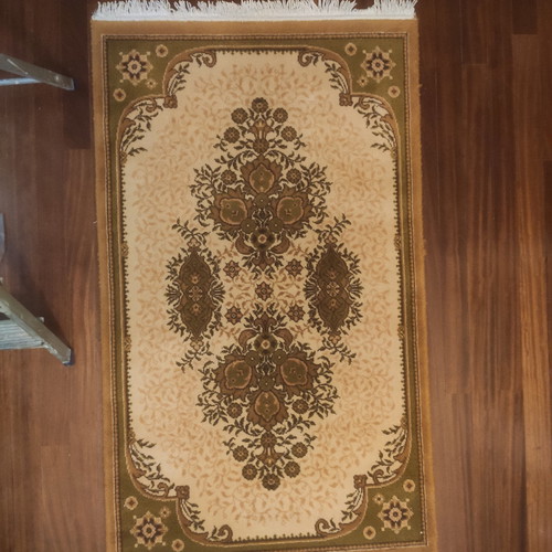Small rug used, pack of 3, wool, same design