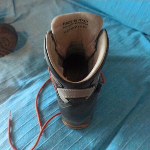 Fitwell hiking boot size 38 like new, gray