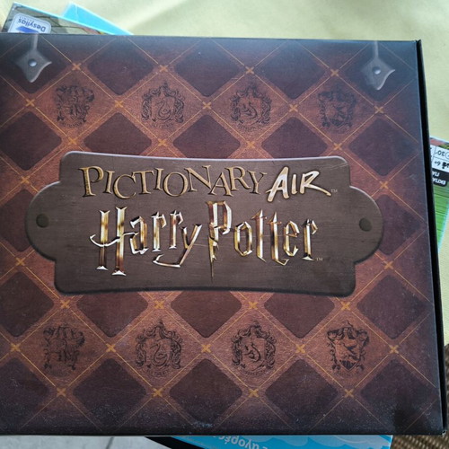 Pictionary Air Harry Potter board game like new