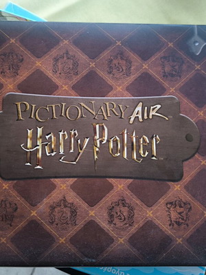 Pictionary Air Harry Potter board game like new