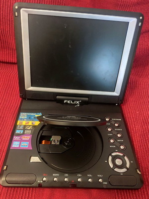 Felix FXV-1046 Portable DVD Player 10.1" Screen Like New
