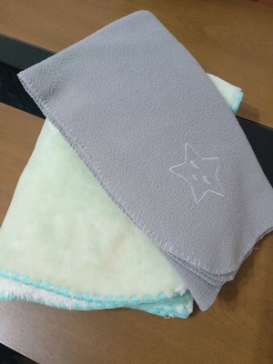 Baby blankets used, pack of 2, Lorelli fleece and velour with discoloration