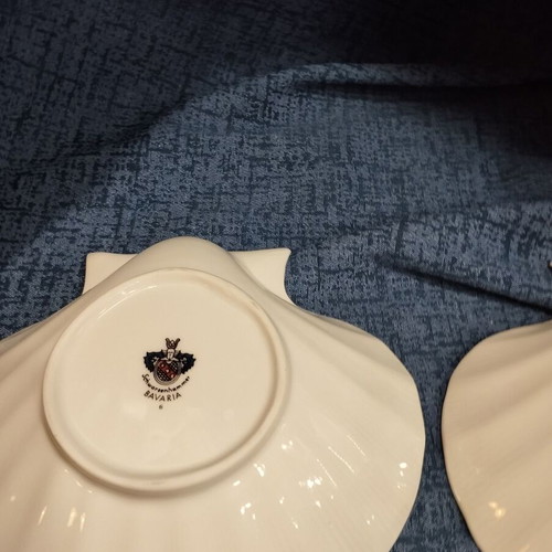 Serving plates like new, set of two pieces