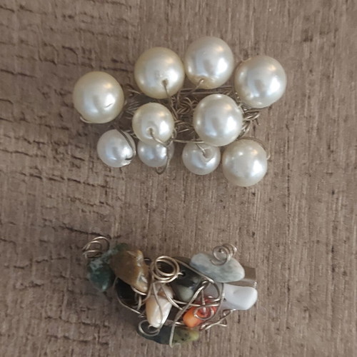 Set of 2 handmade pins with beads and wire new