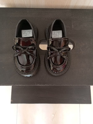 Children's shoes size 21, black ballerinas, new