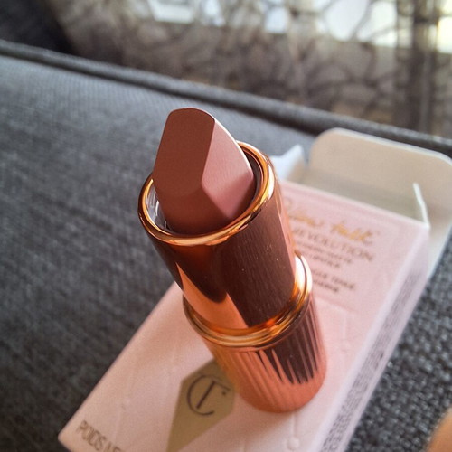 Charlotte Tilbury mini Matte Revolution lipstick, Pillow Talk Original