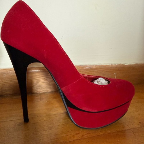 Red suede SDS pumps used, size 39, 14cm heel