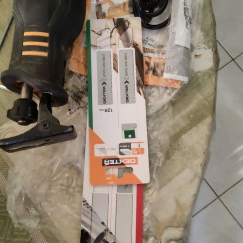 Ingco 750W jigsaw RS8008 like new with saw blades