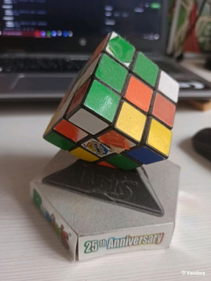Rubik Cubes 25th anniversary used, collectible