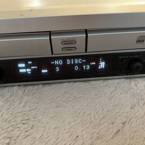 Sony RCD-W100 CD player and recorder