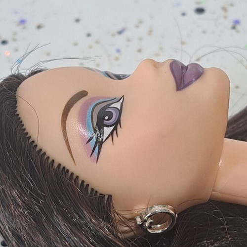 My Scene Shopping Spree Nolee doll used with flaws