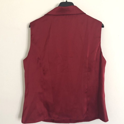 Burgundy Satin Sleeveless Shirt Top new, size Large