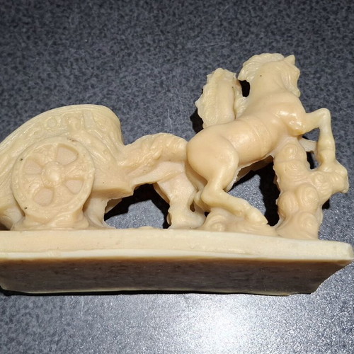Vintage Italian Roman Chariot sculpture 16cm, like new