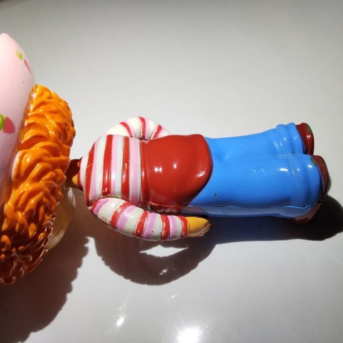 Strawberry Shortcake 2004 vintage figure Bandai used with articulated arms