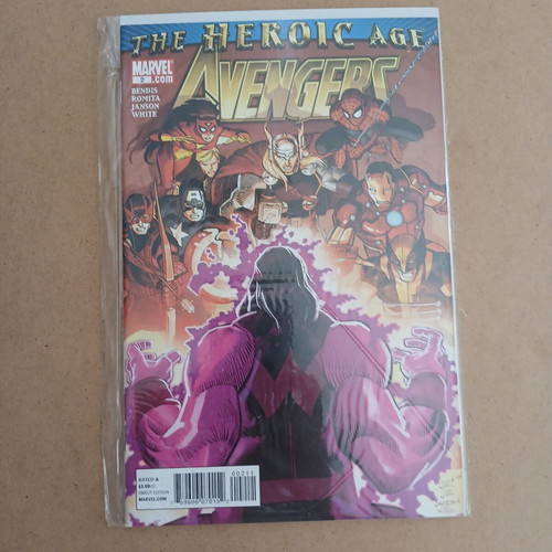 Avengers #2 Heroic Age comic like new