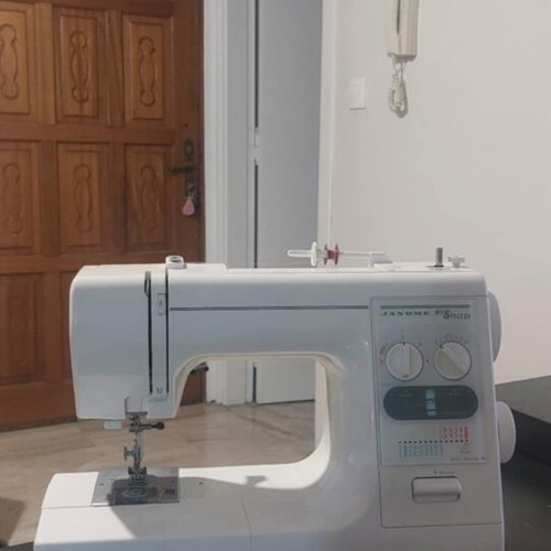 Janome My Style 22 sewing machine like new with original box