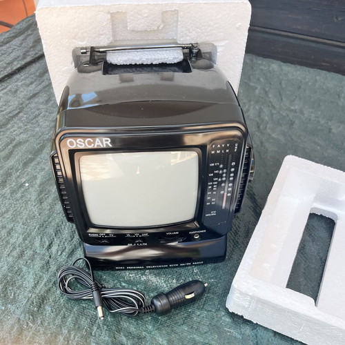 Oscar 5.5" black and white TV