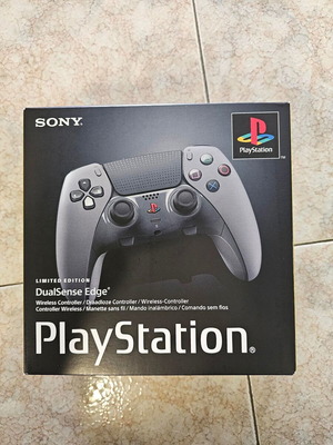 DualSense Edge Wireless Controller 30th Anniversary Limited Edition нов