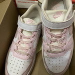 Nike athletic shoes like new, size 34, white and pink