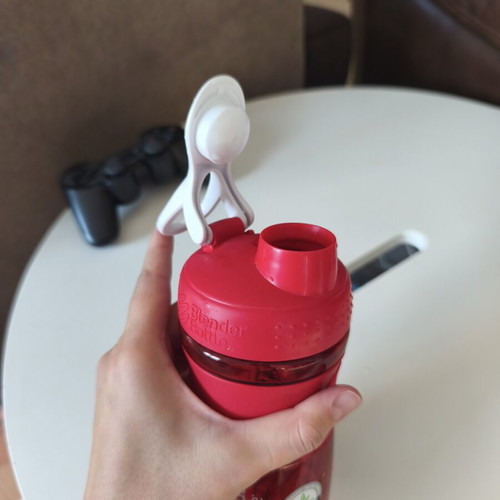 Blender Bottle Shaker 500ml with Stainless Steel BlenderBall new