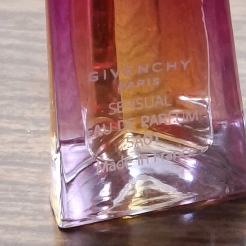 Givenchy Very Irresistible Sensual-Mini EDP 4ml used