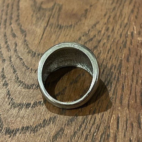Fuchsia ring used with silver shade