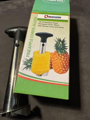 Pineapple slicer new made of stainless steel