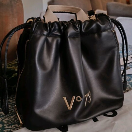 V°73 crossbody bag like new, black