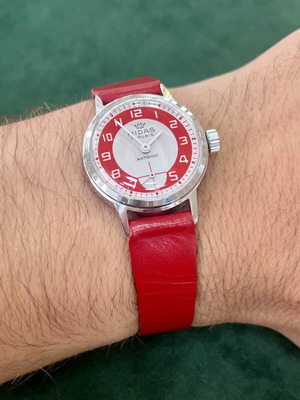 Midas Vintage mechanical wristwatch like new, white and red