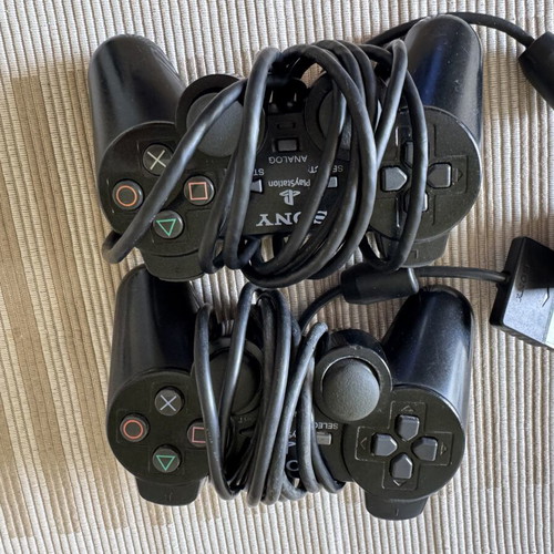 PlayStation 2 authentic controllers, pack of 2