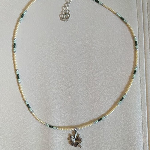 Handmade necklace with clover, new, green and silver
