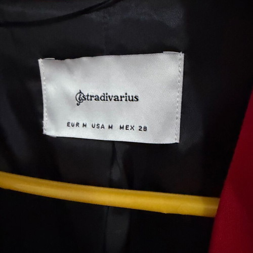 Stradivarius red suit like new
