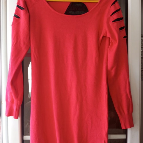 Blouse used, fits S/M sizes