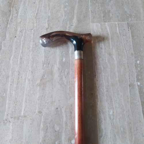 Wooden cane used with plastic handle 92 cm